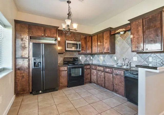 Homes for sale in Cove, TX | 6500 S Fm 565 Rd, Cove, TX 77523 | MLS# 65944059