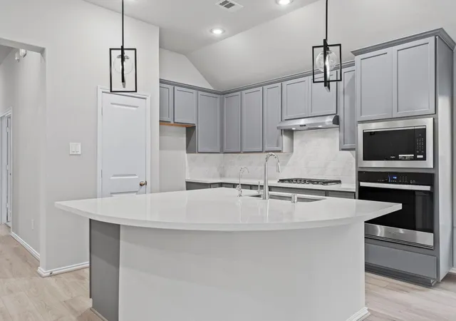 Photo 3 of Single family home for sale at 32522 Sweetgum Holw Ct, Spring, TX 77386 | MLS# 88236283 | Listing updated on 2026-09-17