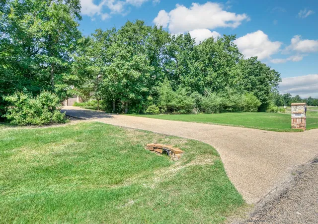 Photo 3 of Sale Pending at 18580 Kiowa Cvs, College Station, TX 77845 | MLS# 14469118 | Listing updated on 2026-09-27