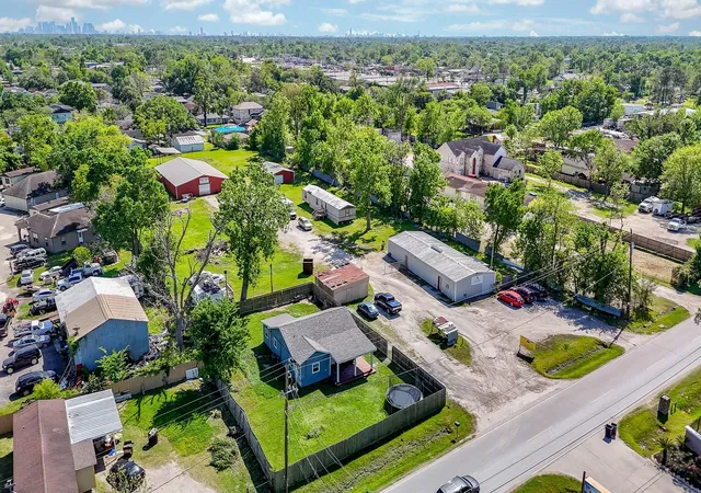 Single family home for sale at 2206 Hartwick Rd, Houston, TX 77093 | MLS# 34444052