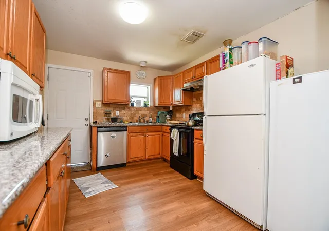 Photo 4 of Single family home for sale at 2206 Hartwick Rd, Houston, TX 77093 | MLS# 34444052 | Listing updated on 2026-08-24