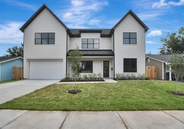 Photo 1 of Single family home for sale at 1946 Pech Rd, Houston, TX 77055 | MLS# 46639613 | Listing updated on 2026-09-01