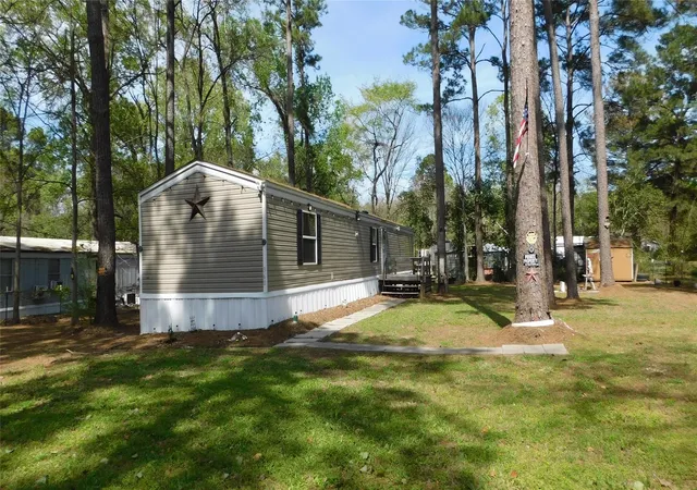 Photo 3 of Single family home for sale at 360 Aaron Ave, Livingston, TX 77351 | MLS# 56867501 | Listing updated on 2026-08-28