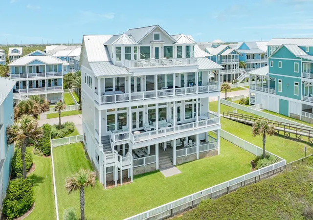 Photo 3 of Mansion for sale at 11603 Beachside, Galveston, TX 77554 | MLS# 87633997 | Listing updated on 2026-06-17