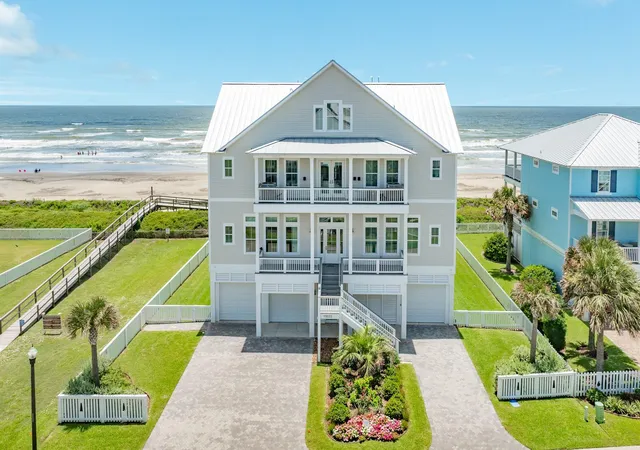 Photo 3 of Single family home for sale at 11603 Beachside, Galveston, TX 77554 | MLS# 87633997 | Listing updated on 2026-06-17