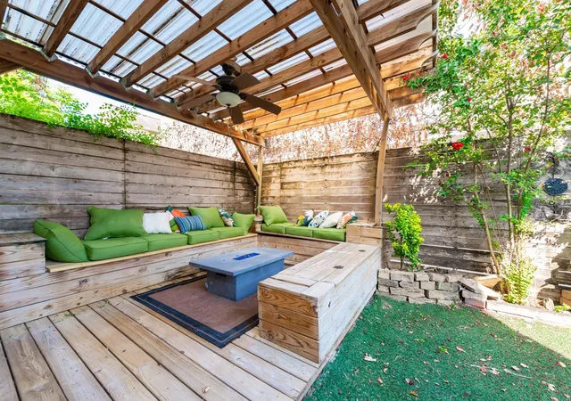 33rd image of 3504 Chenevert St #A, Houston, TX 77004 | MLS# 68364808