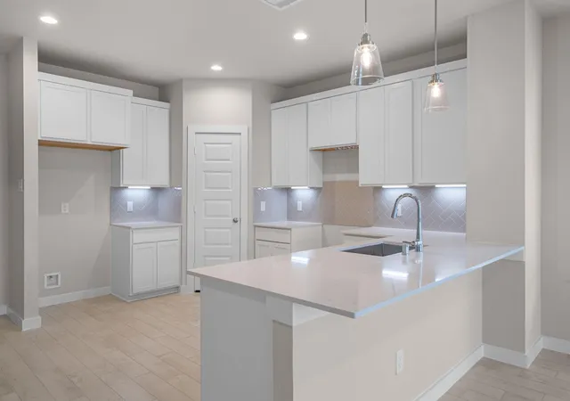 Photo 2 of Single family home for sale at 1731 Pecan Woods Ln, Conroe, TX 77301 | MLS# 51669366 | Listing updated on 2026-09-04
