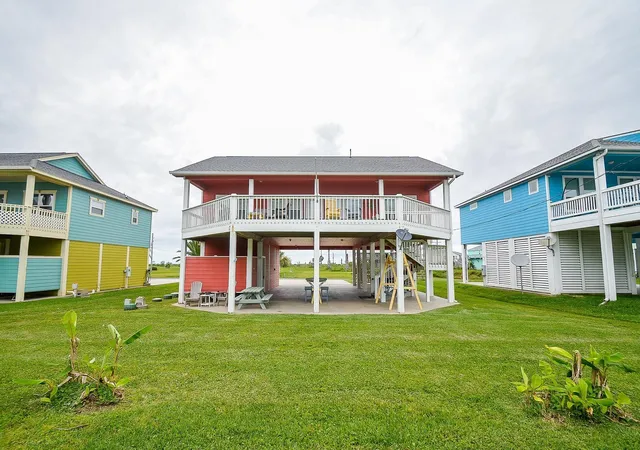 3rd image of 3346 Pirates Cvs, Port Bolivar, TX 77650 | MLS# 53907677