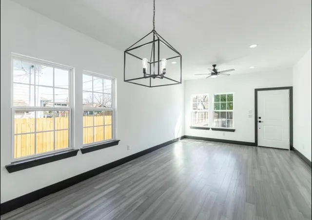 Photo 3 of Single family home for sale at 409 Winnie St, Houston, TX 77009 | MLS# 47038980 | Listing updated on 2026-09-20