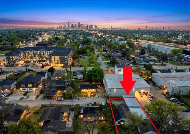 1st image of 212 Danna Ln, Houston, TX 77009 | MLS# 41114361