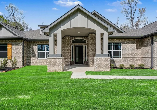 Photo 2 of Sale Pending at 3012 Road 66111, Dayton, TX 77535 | MLS# 68643478 | Listing updated on 2026-10-12