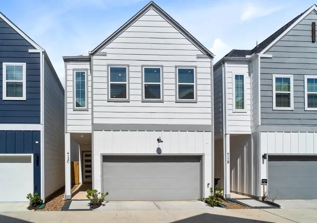2nd image of 412 Neyland St #C, Houston, TX 77022 | MLS# 33316889
