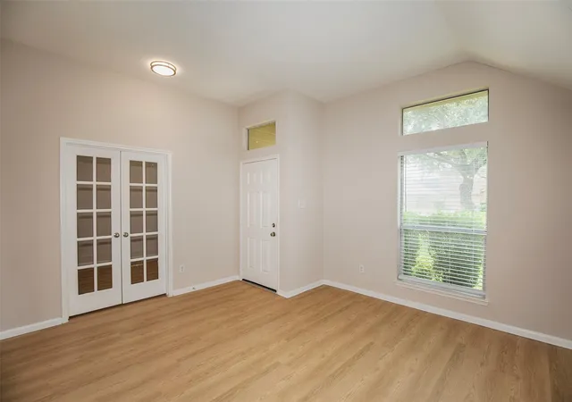 4th image of 914 Cove Crest Trl, Fresno, TX 77545 | MLS# 83394039