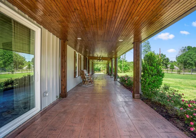 Photo 3 of Single family home for sale at 14972 Quinette Rd, Conroe, TX 77302 | MLS# 58519060 | Listing updated on 2026-09-02