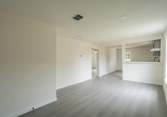 3rd image of 7821 Ethel St, Houston, TX 77028 | MLS# 42319905
