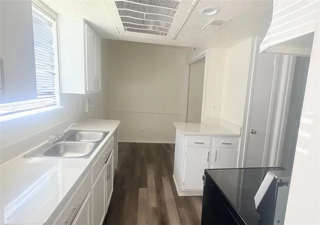 Photo 2 of Townhouse for sale at 6200 W Tidwell Rd #1201, Houston, TX 77092 | MLS# 58611111 | Listing updated on 2026-09-01