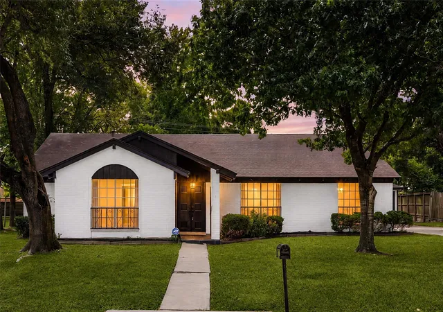 Single family home for sale at 7231 Ridge Oak Dr, Houston, TX 77088 | MLS# 75571002