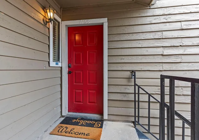 4th image of 4444 Victory Dr Dr, Houston, TX 77088