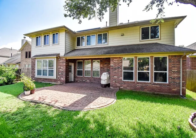Homes for sale in Sugar Land, TX | 1110 Ancrum Hill Ln, Sugar Land, TX 77479 | MLS# 7186801