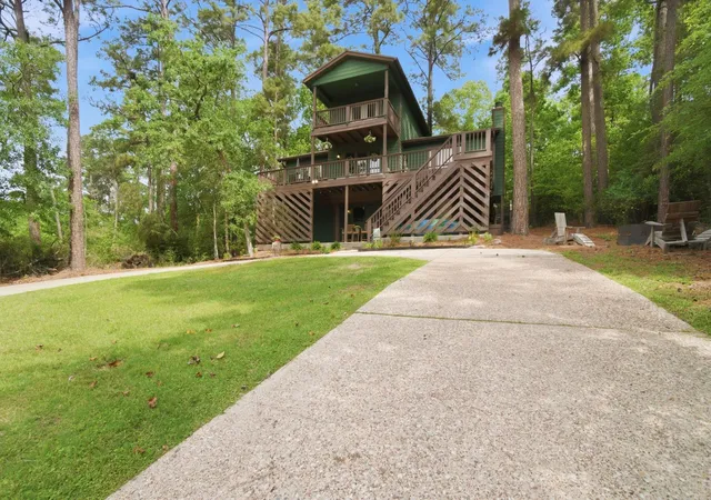 4th image of 213 Lakefront Dr, Onalaska, TX 77360 | MLS# 23471215