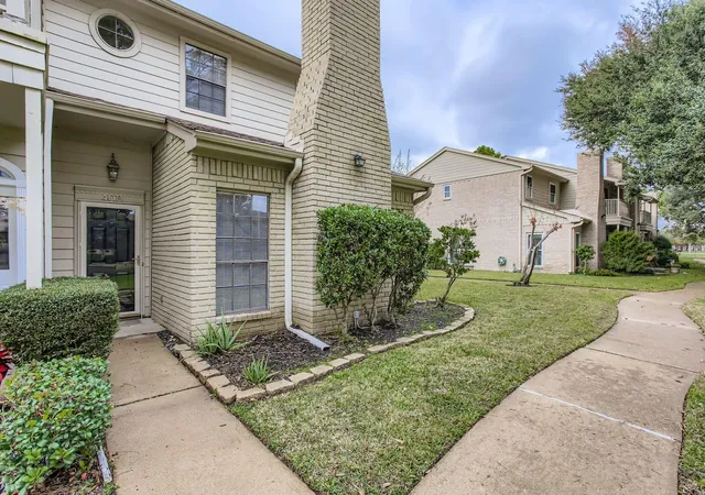 1st image of 800 Country Pl Dr #408, Houston, TX 77079 | MLS# 91278183