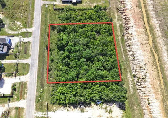 Photo 2 of Land for sale at 1529 County Rd 3540, Cleveland, TX 77327 | MLS# 23918834 | Listing updated on 2026-09-24