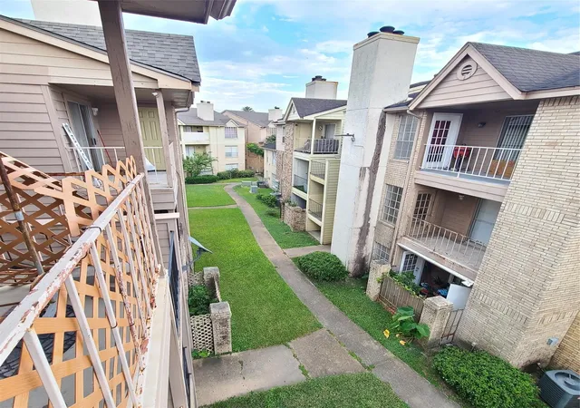 17th image of 10101 S Gessner Rd #416, Houston, TX 77071 | MLS# 80452357