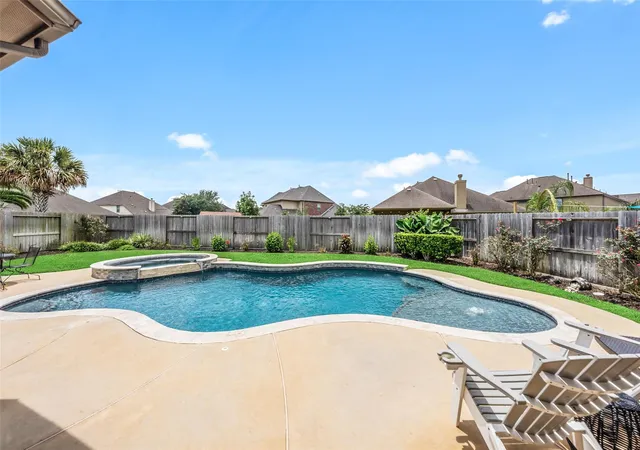 40th image of 1324 Elkins Hollow Ln, League City, TX 77573 | MLS# 6712641