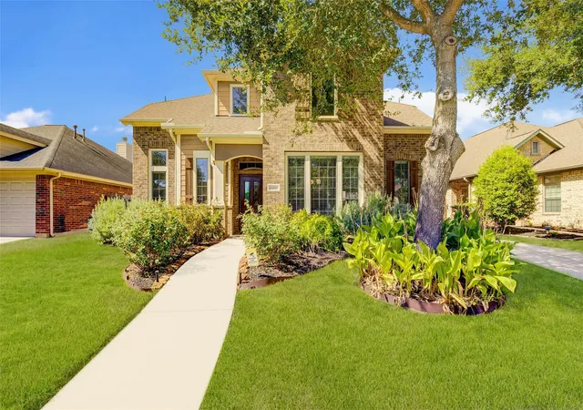 Photo 1 of Single family home for sale at 8402 Terrace Brk Dr, Houston, TX 77040 | MLS# 75962066 | Listing updated on 2026-06-10
