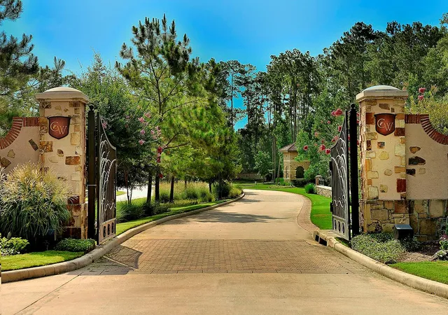 Photo 3 of Land for sale at 18 N Badger Lodge Cir, Spring, TX 77389 | MLS# 89211281 | Listing updated on 2026-06-18