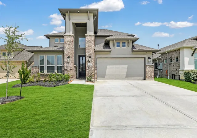 Photo 1 of Single family home for sale at 4905 Finns Landing St, League City, TX 77573 | MLS# 82687485 | Listing updated on 2026-09-17
