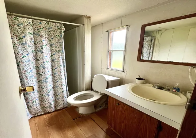 Photo 7 of Sale Pending at 410 Travis, Richmond, TX 77469 | MLS# 88562943 | Listing updated on 2026-09-02