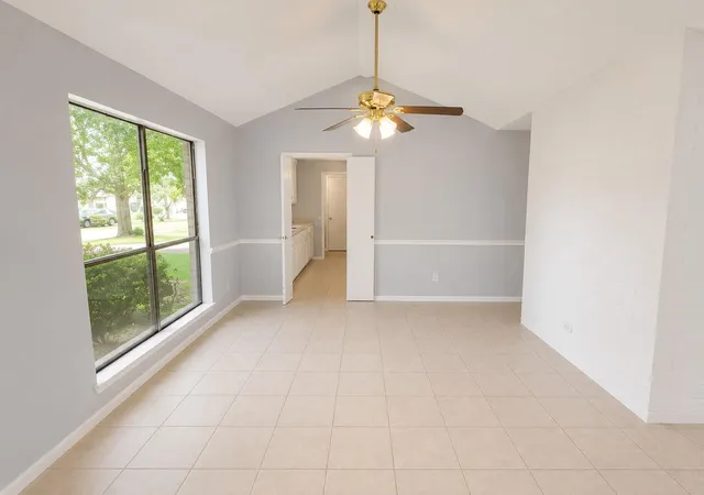 Photo 4 of Single family home for sale at 3403 Woodstream Pl, Sugar Land, TX 77479 | MLS# 36932955 | Listing updated on 2026-07-30