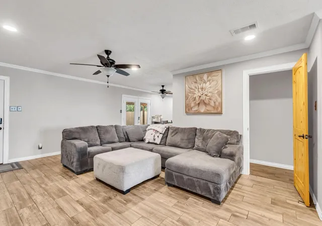 Photo 4 of Single family home for sale at 2601 Rose Ave, Groves, TX 77619 | MLS# 41905009 | Listing updated on 2026-08-01