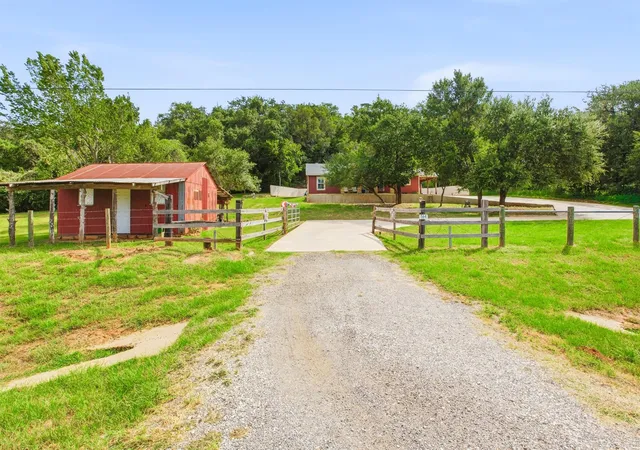 49th image of 564 Hwy 71 W, Smithville, TX 78957 | MLS# 37340565