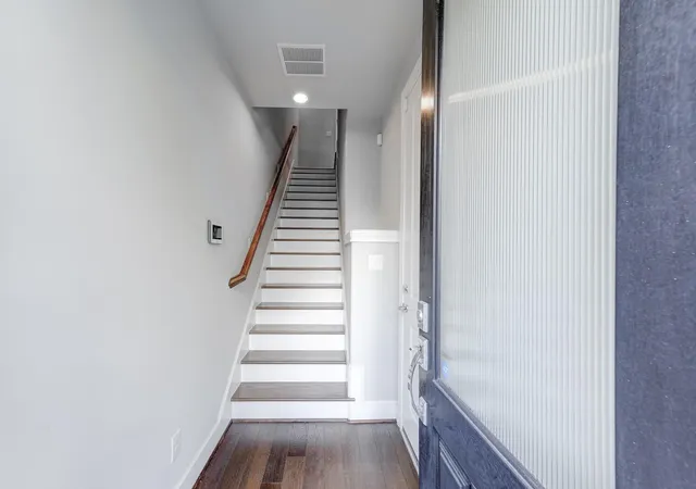 4th image of 8648 Emnora Ln, Houston, TX 77080 | MLS# 28187668