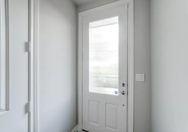 5th image of 8648 Emnora Ln, Houston, TX 77080 | MLS# 28187668