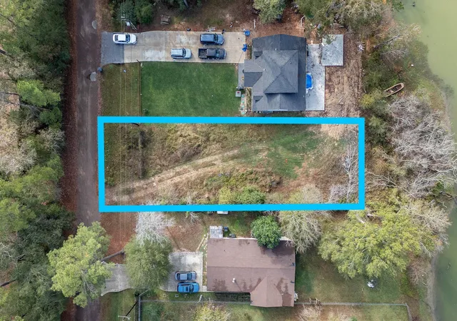 Photo 1 of Land for sale at Tbd Lakewood Dr, Conroe, TX 77306 | MLS# 52857351 | Listing updated on 2026-06-10