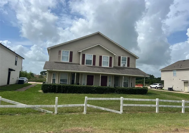 1st image of 45655, 45657 Chapman Ln #57, Prairie View, TX 77445 | MLS# 74160714