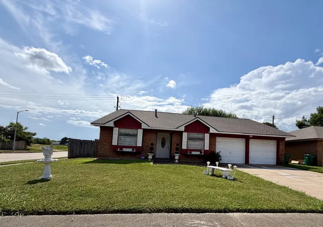 1st image of 4103 Bermuda Dr, Pasadena, TX 77503 | MLS# 81151410