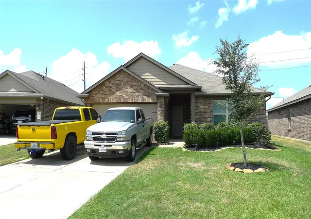 Photo 2 of Single family home for sale at 3919 Mcdonought Wy, Katy, TX 77494 | MLS# 8857832 | Listing updated on 2026-09-11