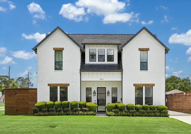 1st image of 1803 Cheshire Ln, Houston, TX 77018 | MLS# 6906979