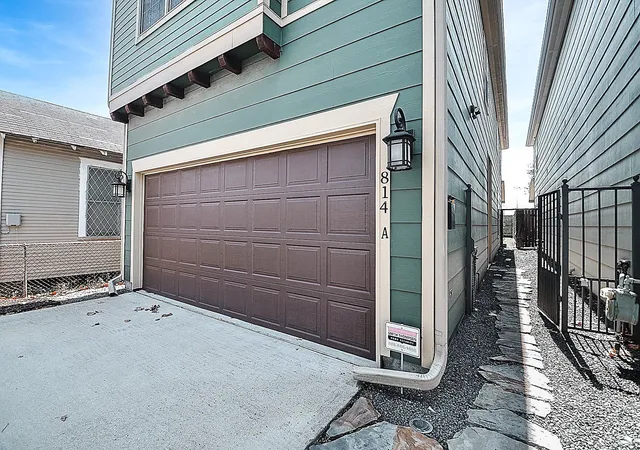 2nd image of 814 W 26th St #A, Houston, TX 77008 | MLS# 94970925