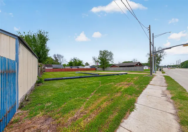 Photo 1 of Land for sale at 11902 Crosby Lynchburg Rd, Crosby, TX 77532 | MLS# 88539725 | Listing updated on 2026-04-16