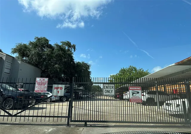 2nd image of 9707 Richmond Ave, Houston, TX 77042
