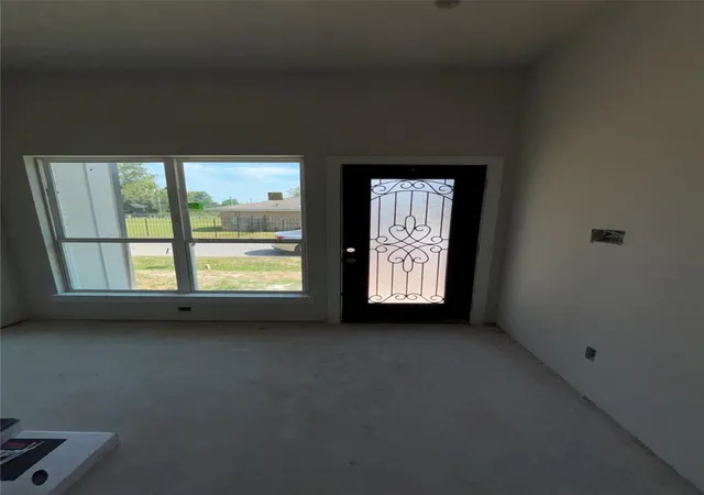 Photo 3 of Multi family home for sale at 1006 Garapan St #A, Houston, TX 77091 | MLS# 14133037 | Listing updated on 2026-08-04
