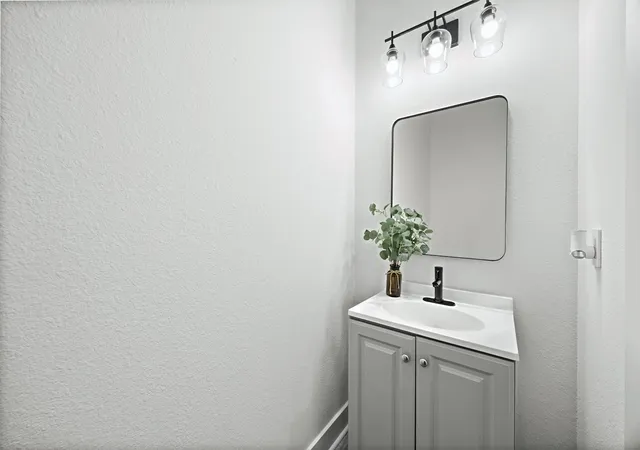 5th image of 8445 Furray A/B Rd, Houston, TX 77028 | MLS# 80223229