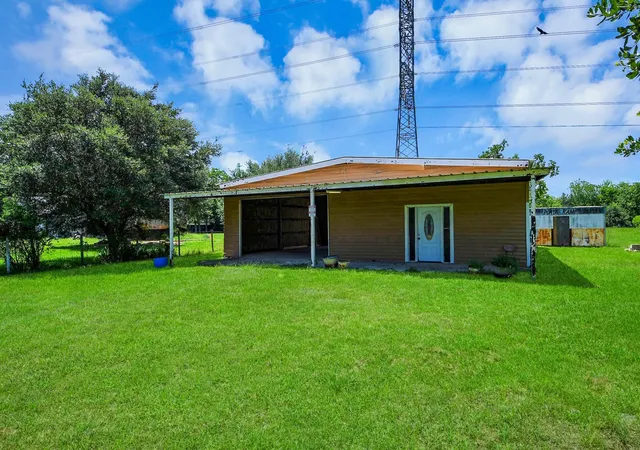 2nd image of 694 County Road 941, Alvin, TX 77511 | MLS# 68509092