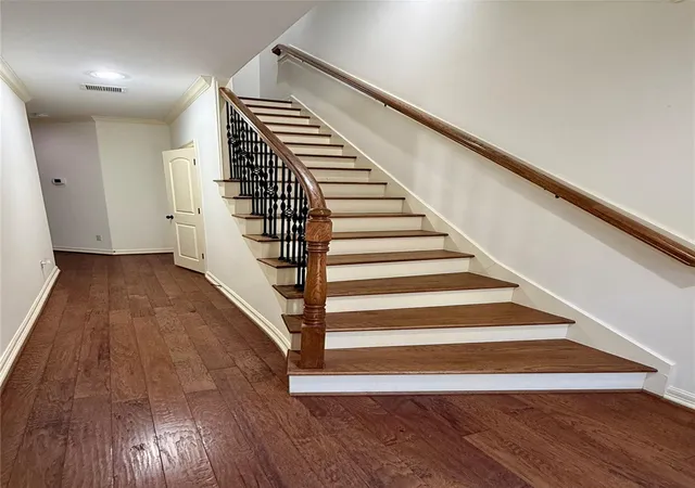 4th image of 11206 Mattina Dr, Houston, TX 77042 | MLS# 5641331
