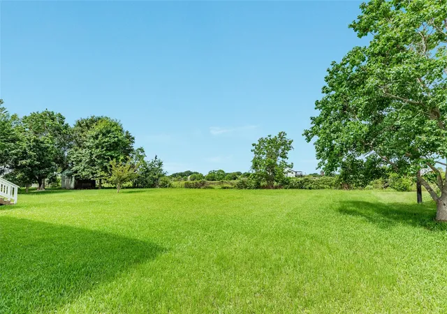Photo 4 of Single family home for sale at 2812 N Sonny Ln, Galveston, TX 77554 | MLS# 59201500 | Listing updated on 2026-07-30